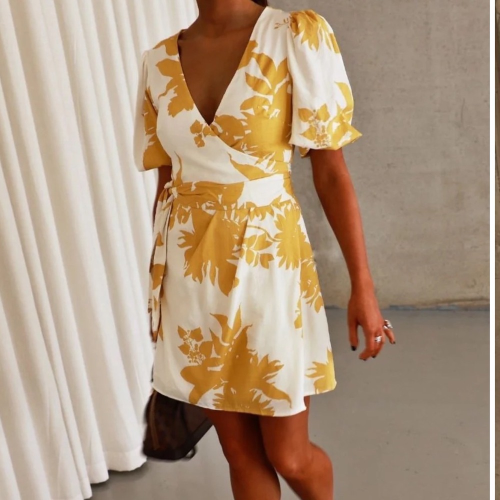 All About May Sandra Wrap Dress Size 2‎
